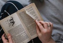 Best Places to Find Cheap Books Online