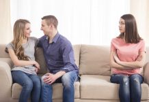 How to Break Up a Couple in Different Ways