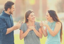 How to Respond to a Compliment: Real-Life Examples