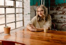 Taurus Woman stopped Texting? Here’s Why and What to Do